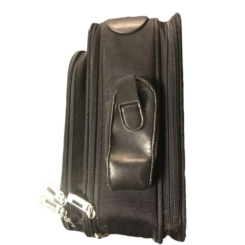 Solo extra-wide Computer brief case